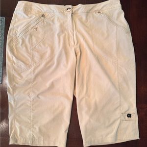 Jamie Sadock lightweight capris. Size 18